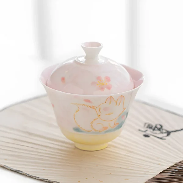 The cutest fox gaiwan tea set, a beautiful oriental tea set perfect as tea sets for girls with delicate and elegant design.